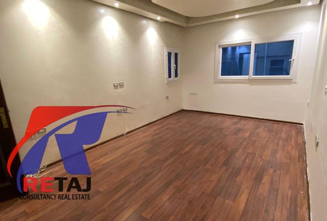 71643986 - Property Image 3