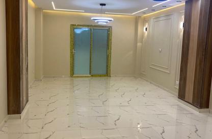 Apartment - 3 Bedrooms - 2 Bathrooms for sale in Hadayek El Ahram - Giza Apartment - 3 Bedrooms - 2 Bathrooms for sale in Hadayek El Ahram - Giza