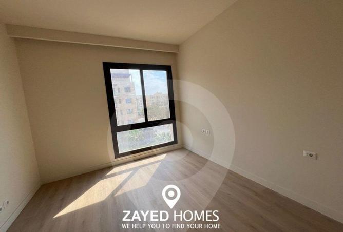 70374407 - Property Image 2