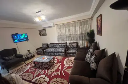 Apartment - 2 Bedrooms - 1 Bathroom for sale in Al Mesaha St. - Dokki - Giza