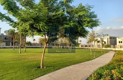 فيلا - 4 غرف نوم - 4 حمامات للبيع في رويال سيتي - كمبوندات الشيخ زايد - الشيخ زايد - الجيزة