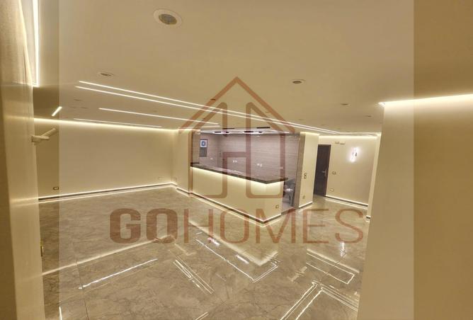 70364907 - صورة العقار 3