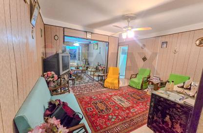 Apartment - 3 Bedrooms - 2 Bathrooms for rent in Kafr Abdo - Roushdy - Hay Sharq - Alexandria