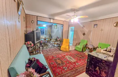 Apartment - 3 Bedrooms - 2 Bathrooms for rent in Kafr Abdo - Roushdy - Hay Sharq - Alexandria Apartment - 3 Bedrooms - 2 Bathrooms for rent in Kafr Abdo - Roushdy - Hay Sharq - Alexandria