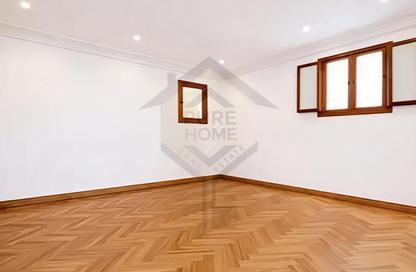 Apartment - 3 Bedrooms - 1 Bathroom for rent in Abo Qir St. - Sporting - Hay Sharq - Alexandria