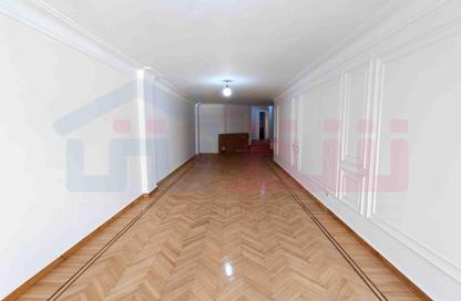Apartment - 3 Bedrooms - 2 Bathrooms for sale in Shaarawy St. - Laurent - Hay Sharq - Alexandria Apartment - 3 Bedrooms - 2 Bathrooms for sale in Shaarawy St. - Laurent - Hay Sharq - Alexandria