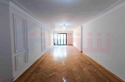 Apartment - 3 Bedrooms - 2 Bathrooms for sale in Shaarawy St. - Laurent - Hay Sharq - Alexandria Apartment - 3 Bedrooms - 2 Bathrooms for sale in Shaarawy St. - Laurent - Hay Sharq - Alexandria