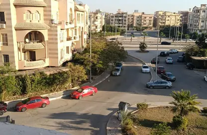 شقة - 3 غرف نوم - 2 حمامات للايجار في الحي الثامن - الشيخ زايد - الجيزة