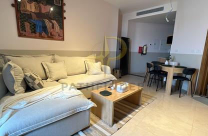 شاليه - غرفة نوم - 2 حمامات للبيع في نورث ايدج تاورز - مدينة العلمين الجديدة - العلمين - الساحل الشمالي