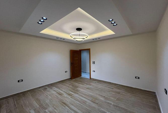 68006111 - Property Image 3