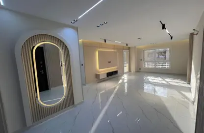 شقة - 3 غرف نوم - 2 حمامات للبيع في پريڤادو - مدينتي - القاهرة