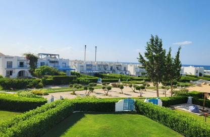 Chalet - 2 Bedrooms - 2 Bathrooms for sale in Mountain View - Ras Al Hekma - North Coast