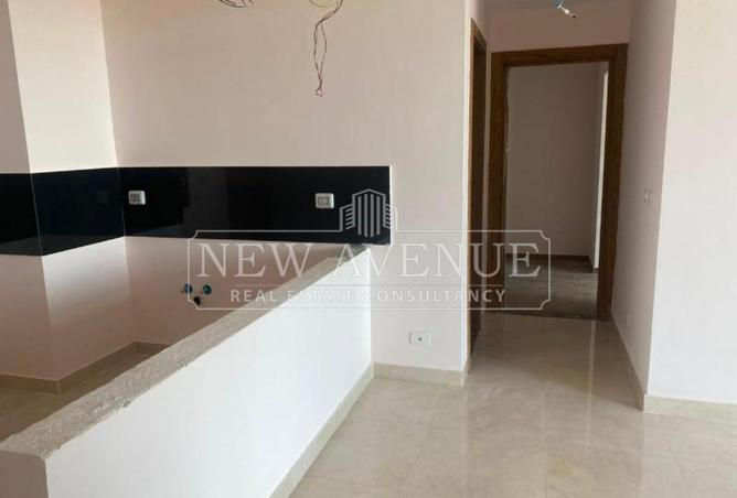 98833579 - Property Image 2