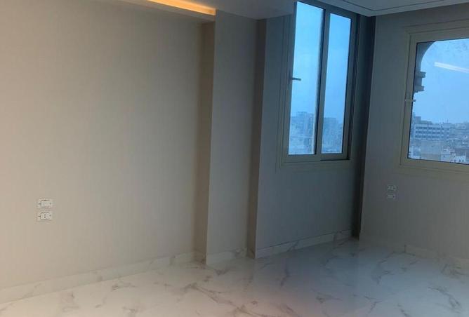 88134008 - Property Image 3