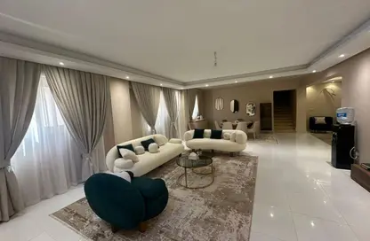 شقة - 3 غرف نوم - 2 حمامات للايجار في حي الدبلوماسيين - التجمع الخامس - مدينة القاهرة الجديدة - القاهرة