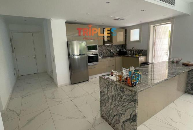 97443610 - Property Image 3