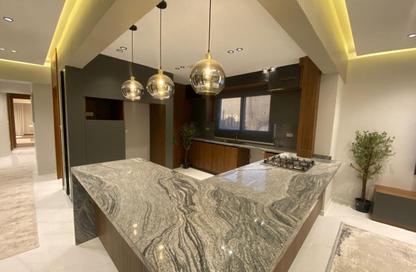 شقة - 3 غرف نوم - 3 حمامات للبيع في شارع المسجد الاقصي - المهندسين - الجيزة