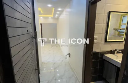 Apartment - 3 Bedrooms - 3 Bathrooms for sale in High City - 5th District - Obour City - Qalyubia