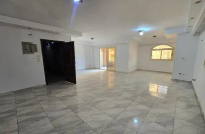 Office Space - Studio - 2 Bathrooms for rent in Zahraa El Maadi - Hay El Maadi - Cairo