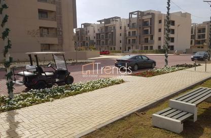 Apartment - 3 Bedrooms - 2 Bathrooms for sale in Fifth Square - The 5th Settlement - New Cairo City - Cairo