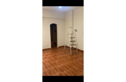 شقة - 3 غرف نوم - 1 حمام للبيع في شارع ابو بكر الصديق - المنطقة العاشرة - مدينة نصر - القاهرة شقة - 3 غرف نوم - 1 حمام للبيع في شارع ابو بكر الصديق - المنطقة العاشرة - مدينة نصر - القاهرة