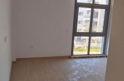 Apartment - 3 Bedrooms - 3 Bathrooms for sale in Sun Capital - Fayoum Desert road - 6 October City - Giza