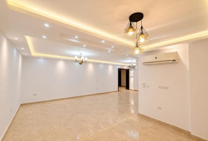 104050039 - Property Image 3