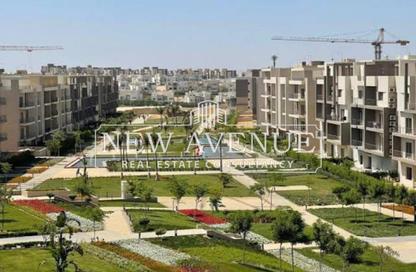Apartment - 3 Bedrooms - 3 Bathrooms for sale in Moon Residences - Fifth Square - The 5th Settlement - New Cairo City - Cairo