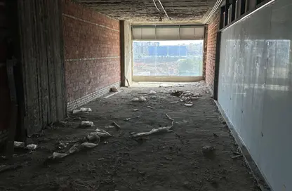 محل تجاري - استوديو - 2 حمامات للايجار في ذا جيت بلازا مول - الحي العاشر - الشيخ زايد - الجيزة