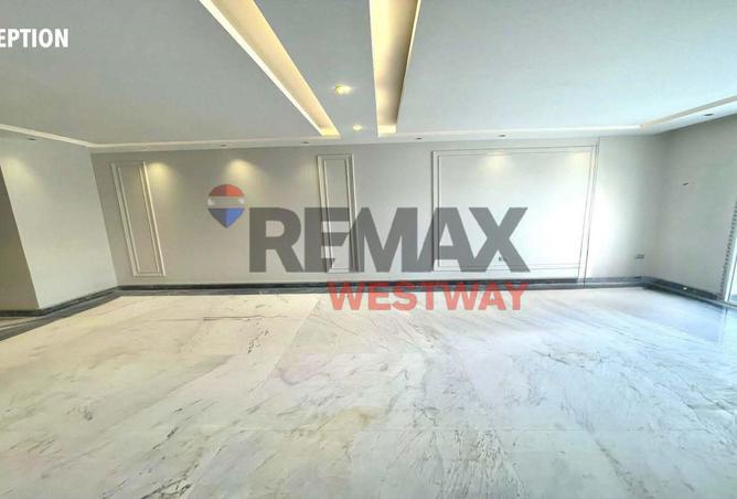 8610608 - Property Image 2