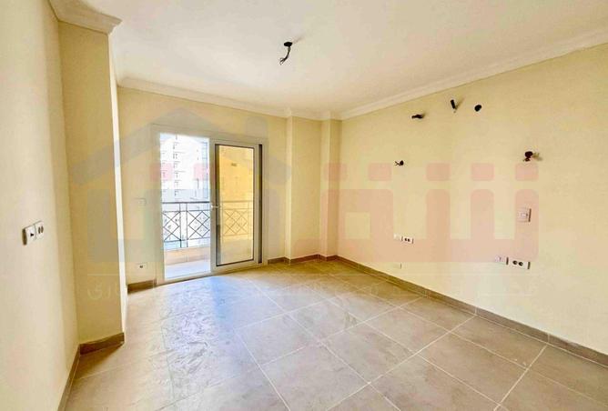 8626180 - Property Image 3