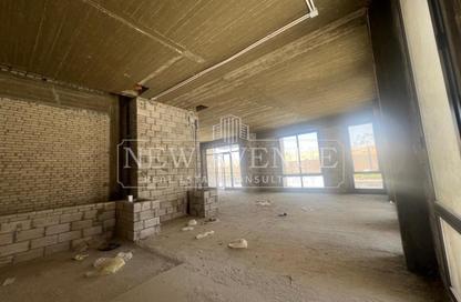 Office Space - Studio - 4 Bathrooms for sale in District 5 - 5th Settlement Compounds - The 5th Settlement - New Cairo City - Cairo Office Space - Studio - 4 Bathrooms for sale in District 5 - 5th Settlement Compounds - The 5th Settlement - New Cairo City - Cairo