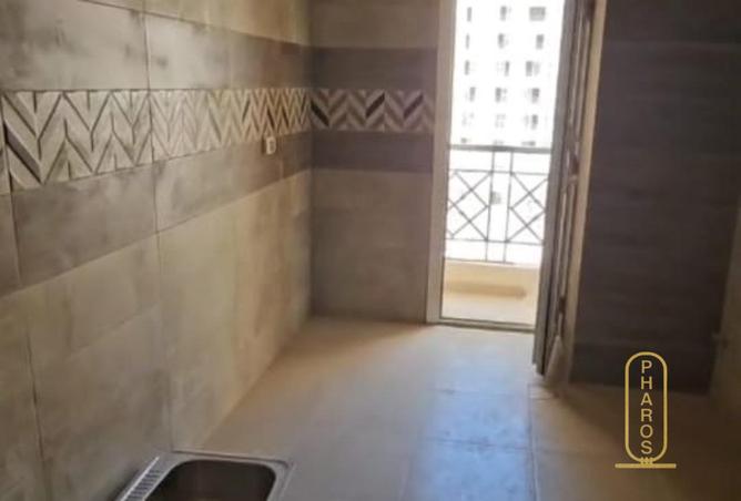 65147582 - Property Image 3