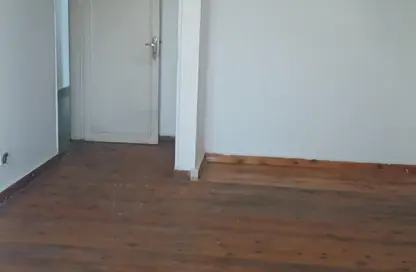 Apartment - 3 Bedrooms - 2 Bathrooms for sale in Tesla Residence - Al Wahat Road - 6 October City - Giza