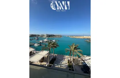 شاليه - 3 غرف نوم - 3 حمامات للايجار في مراسي - سيدي عبد الرحمن - الساحل الشمالي