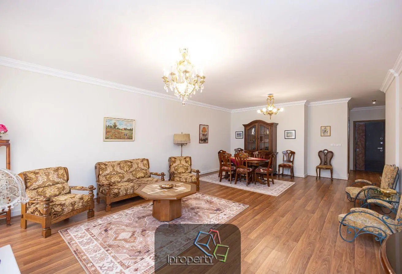 84779020 - Property Main Image