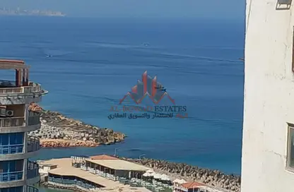 شقة - 3 غرف نوم - 2 حمامات للايجار في شارع بطليموس الفلكي - سابا باشا - حي شرق - الاسكندرية