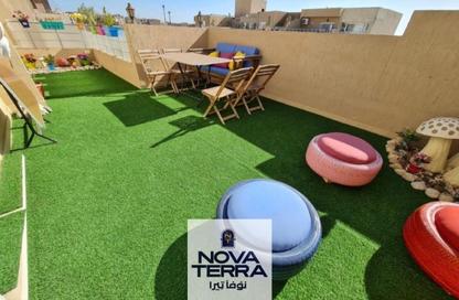 Penthouse - 4 Bedrooms - 4 Bathrooms for sale in Karma Residence - 16th District - Sheikh Zayed City - Giza