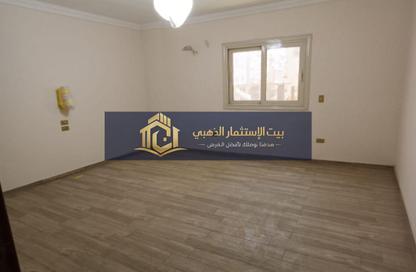 Whole Building - Studio - 7+ Bathrooms for sale in Al Mehwar Al Markazi - 1st District - 6 October City - Giza Whole Building - Studio - 7+ Bathrooms for sale in Al Mehwar Al Markazi - 1st District - 6 October City - Giza
