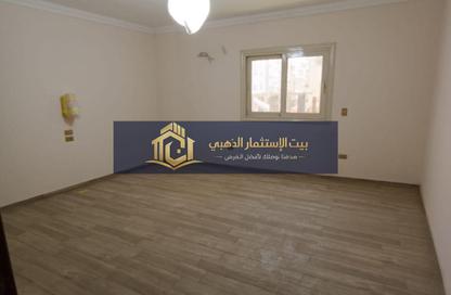 Whole Building - Studio - 7+ Bathrooms for sale in Al Mehwar Al Markazi - 1st District - 6 October City - Giza Whole Building - Studio - 7+ Bathrooms for sale in Al Mehwar Al Markazi - 1st District - 6 October City - Giza