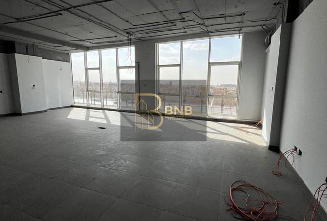 61203260 - Property Main Image