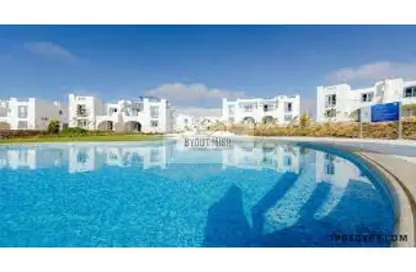 Chalet - 2 Bedrooms - 2 Bathrooms for sale in Mountain View - Ras Al Hekma - North Coast