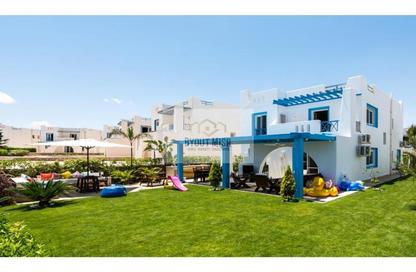 Chalet - 2 Bedrooms - 2 Bathrooms for sale in Mountain View - Ras Al Hekma - North Coast
