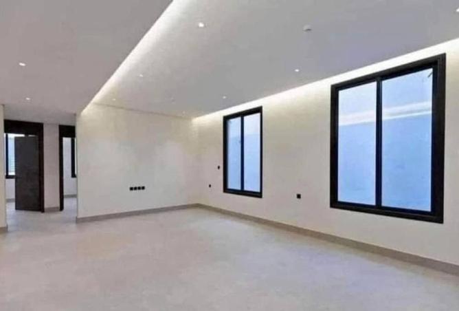 74314178 - Property Image 3