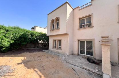 Villa - 5 Bedrooms - 5 Bathrooms for sale in Greens - 6th District - Sheikh Zayed City - Giza