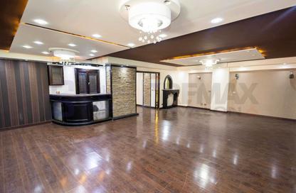 Apartment - 3 Bedrooms - 2 Bathrooms for sale in Bolkly - Hay Sharq - Alexandria Apartment - 3 Bedrooms - 2 Bathrooms for sale in Bolkly - Hay Sharq - Alexandria