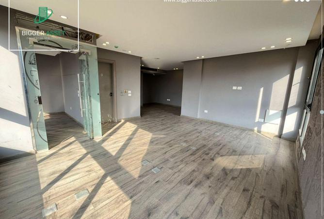 57742961 - Property Main Image