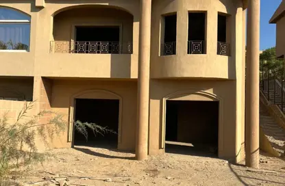 منزل مزدوج - 4 غرف نوم - 4 حمامات للبيع في مون فالي 2 - امتداد المستثمرين الشمالية - مدينة القاهرة الجديدة - القاهرة