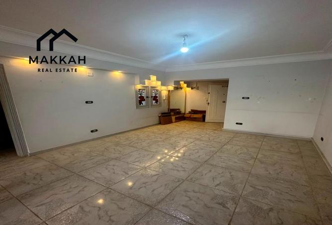 102632244 - Property Image 3
