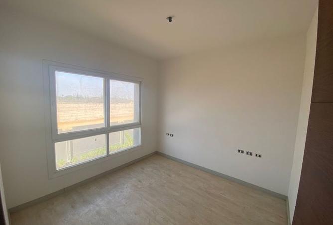 8411977 - Property Image 2